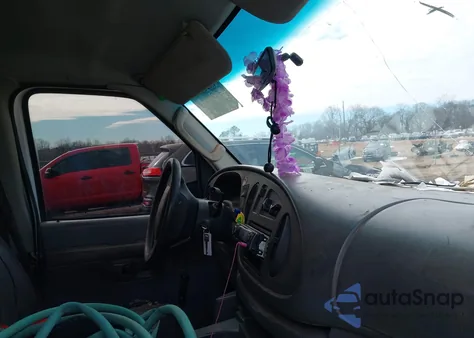 2003 Ford E-150 Commercial/Recreational from USA, damaged, VIN 1FTRE14W83HA03831